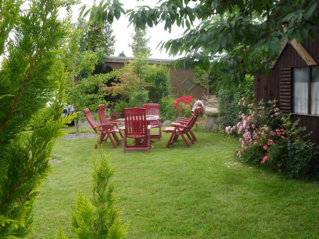 Ostseenaehe Homestay Gadebusch ภายนอก รูปภาพ