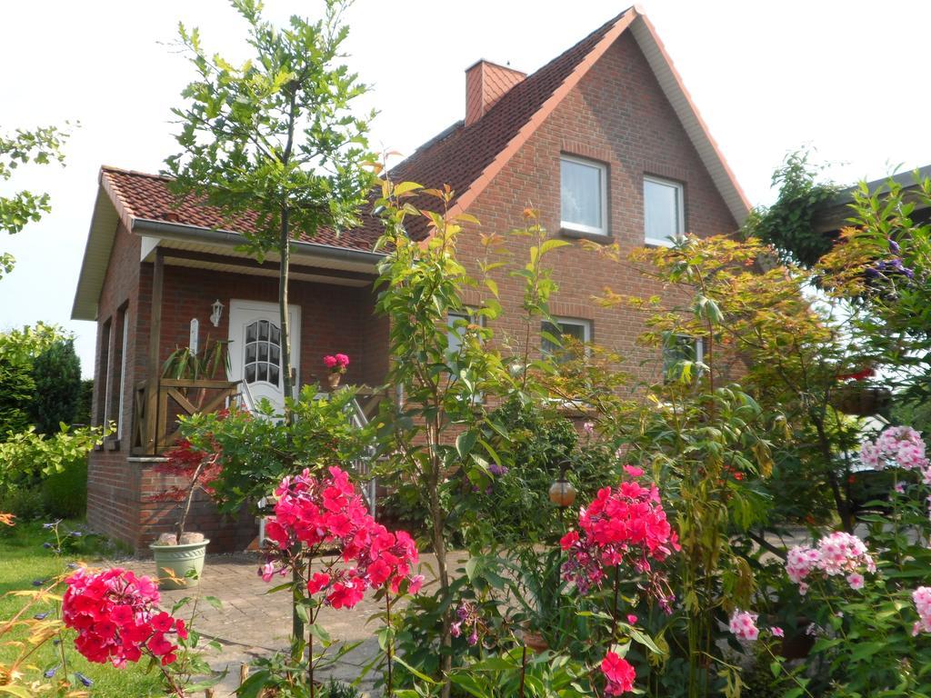 Ostseenaehe Homestay Gadebusch ภายนอก รูปภาพ